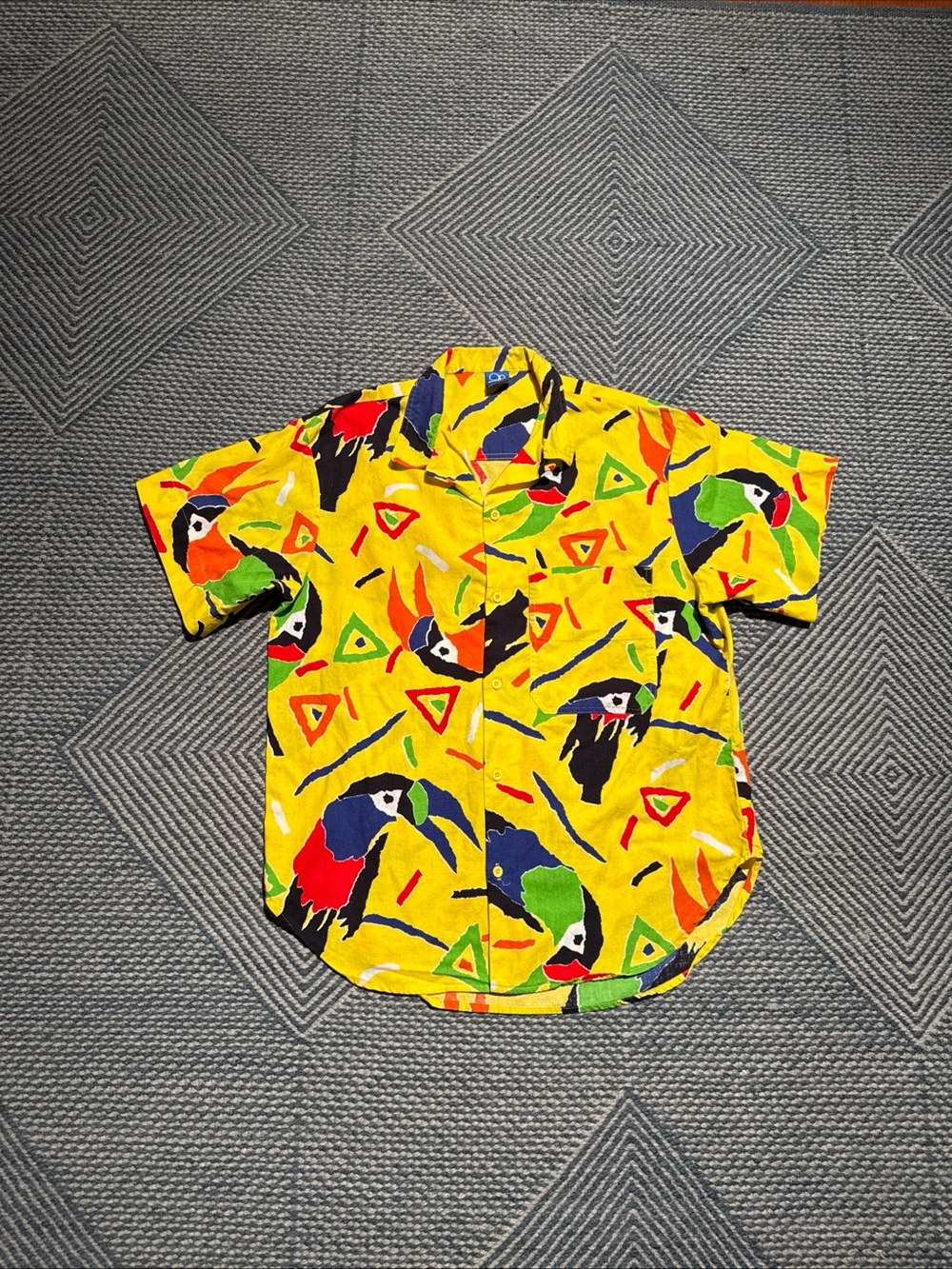 Vintage Op 80s Mens Parrot Yellow Short Sleeve Button Up Shirt Size L